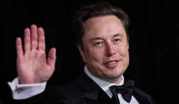 Elon Musk reportedly chats regularly with Putin